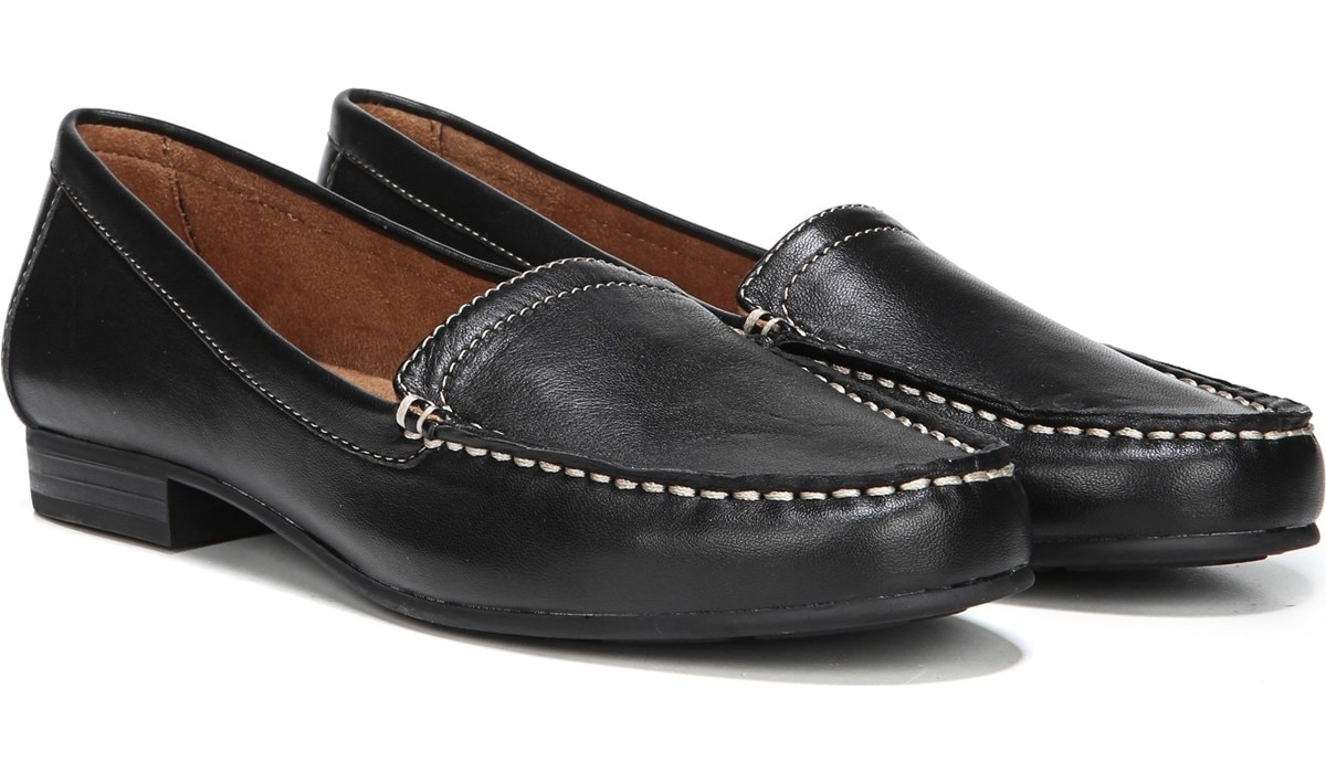 naturalizer house slippers
