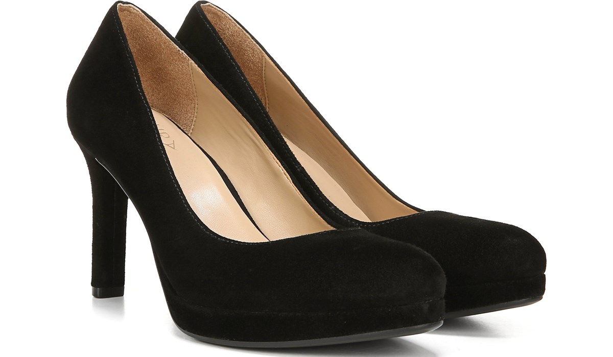 Naturalizer Teresa in Black Suede Heels 