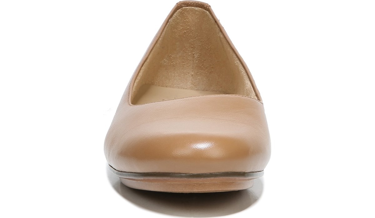naturalizer true colors maxwell flat