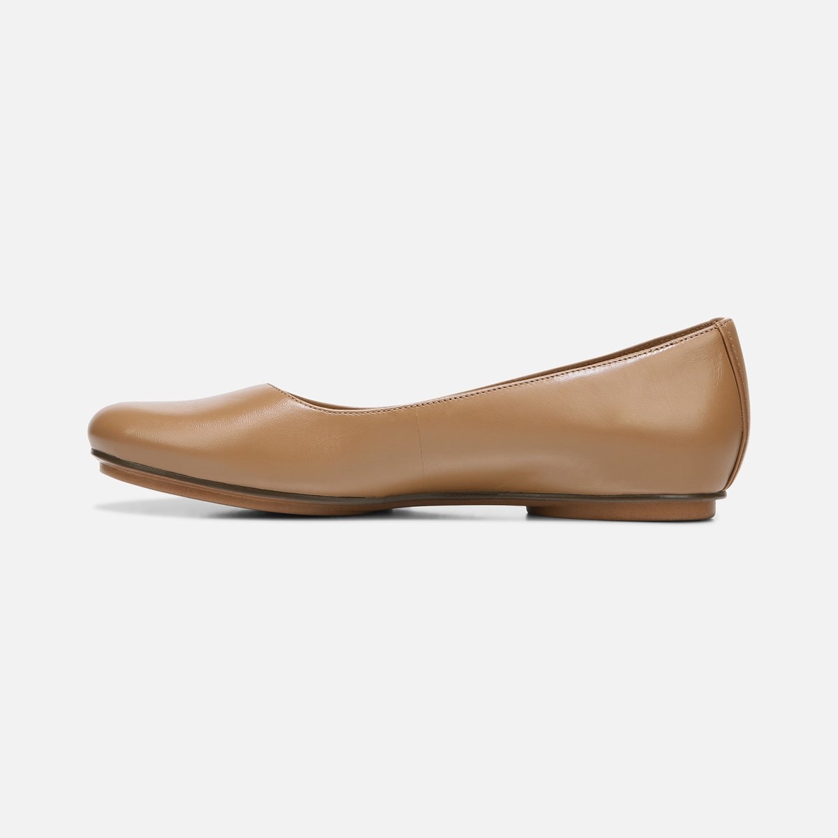 naturalizer true colors maxwell flat