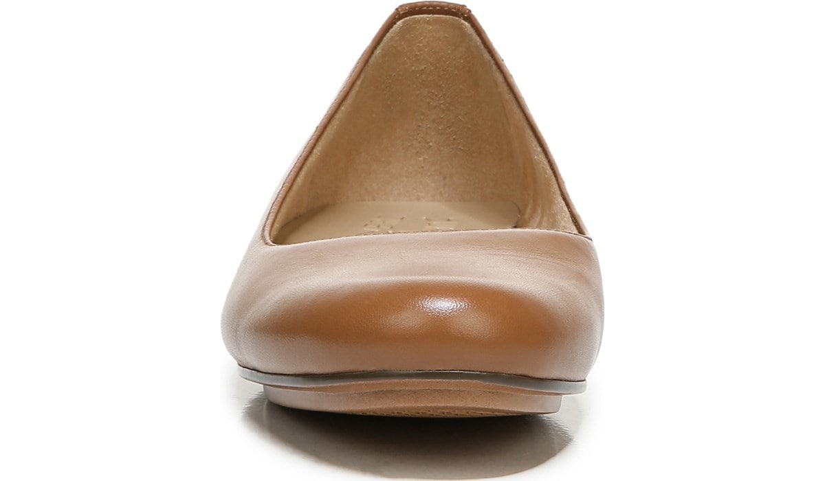 naturalizer true colors maxwell flat