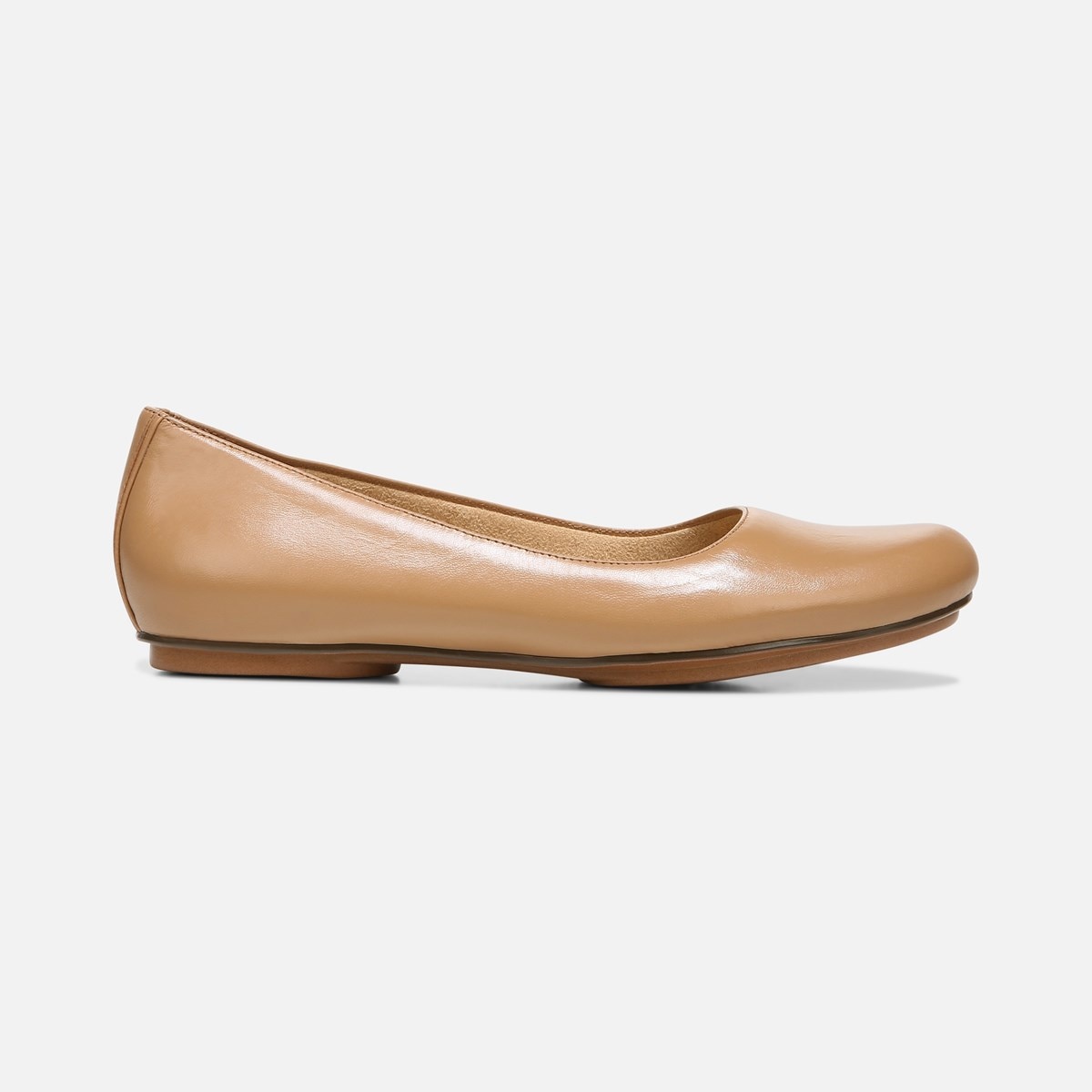 naturalizer true colors maxwell flat