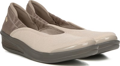 naturalizer bzees