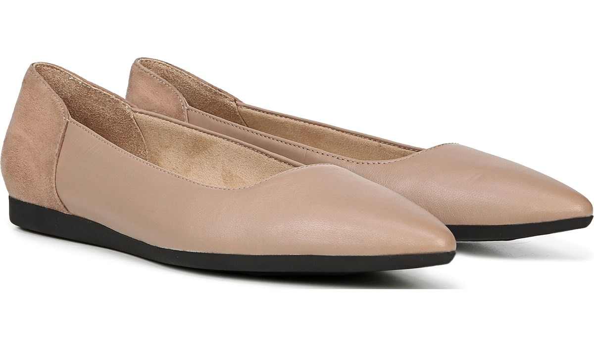 naturalizer flats on sale