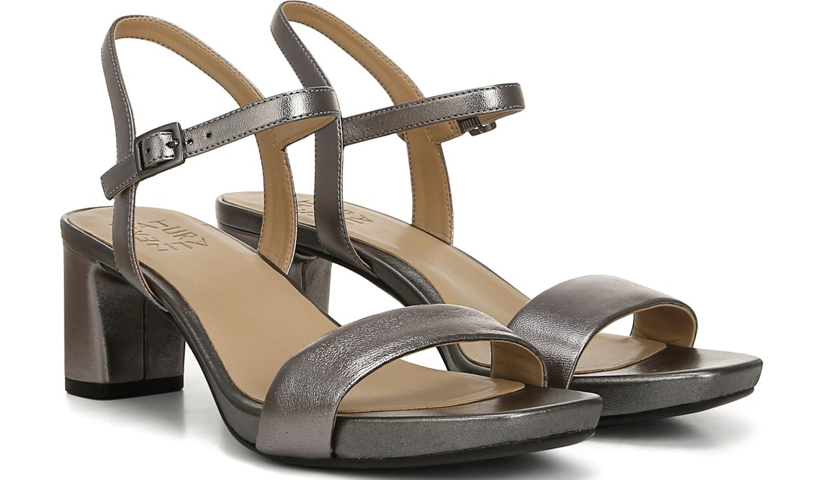 naturalizer ivy sandal