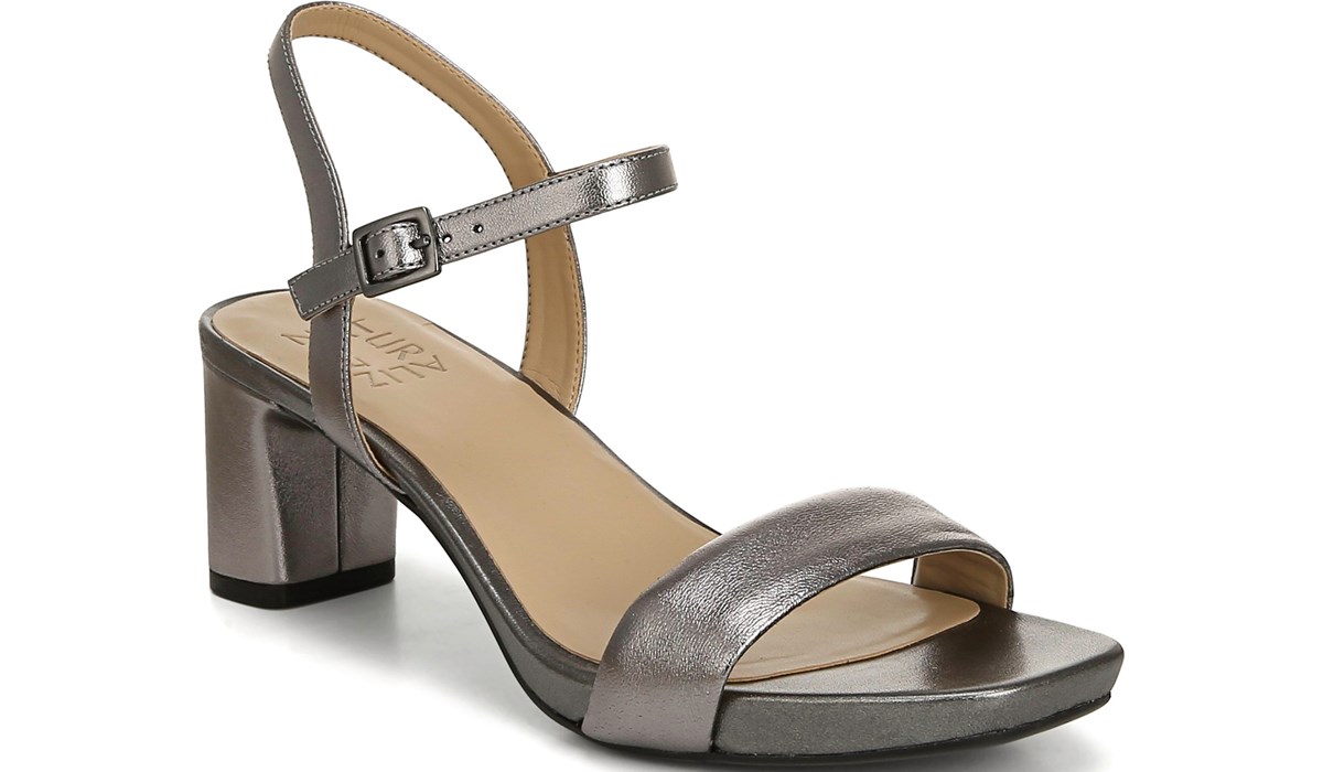 ivy quarter strap sandal naturalizer