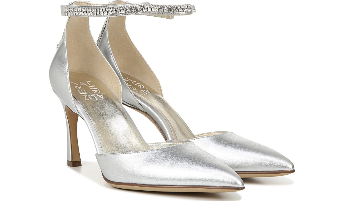 naturalizer silver heels