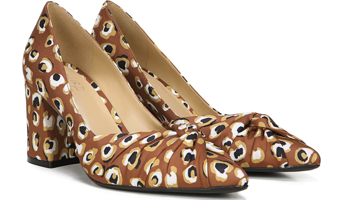 naturalizer leopard shoes