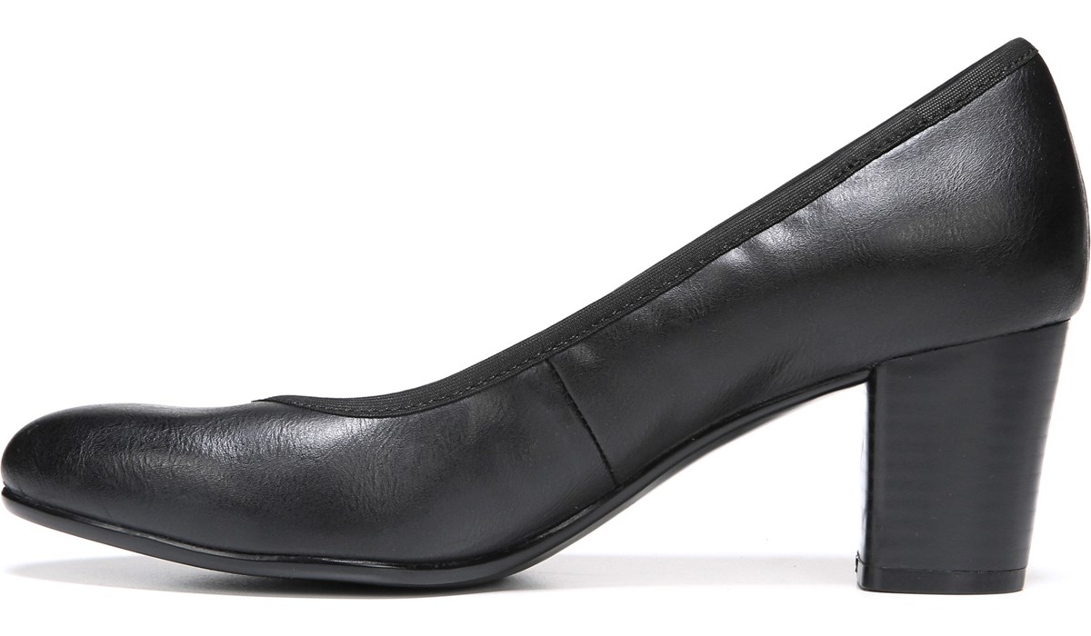 naturalizer naomi dress pump