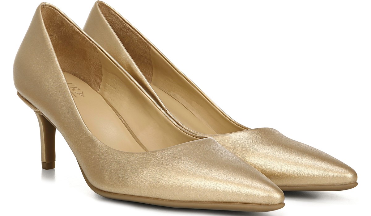 naturalizer gold pumps
