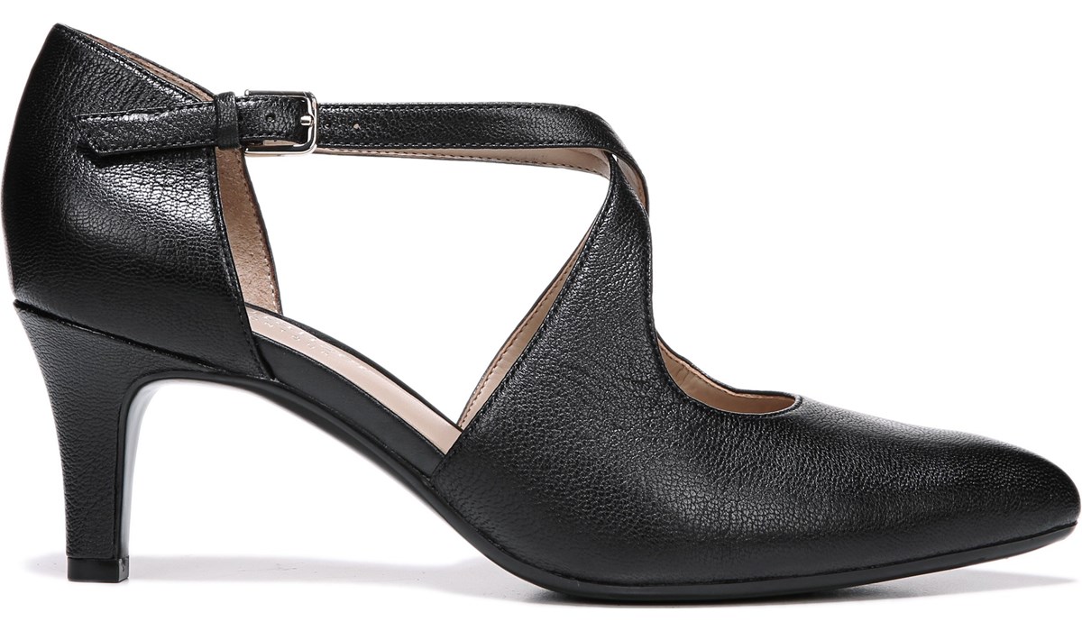 naturalizer okira taupe
