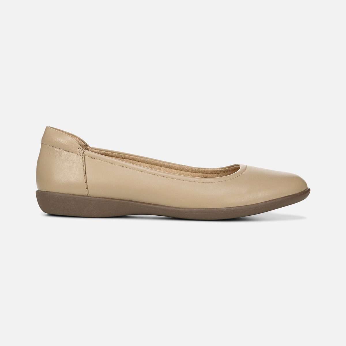 naturalizer flexy nude