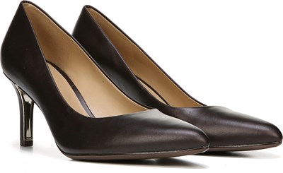 naturalizer natalie pointy toe pump