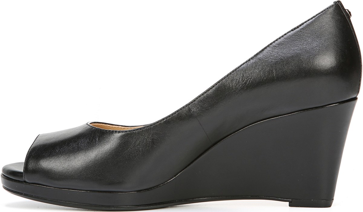 naturalizer olivia wedge