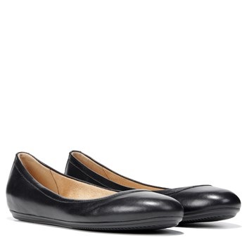 naturalizer brittany ballet flat