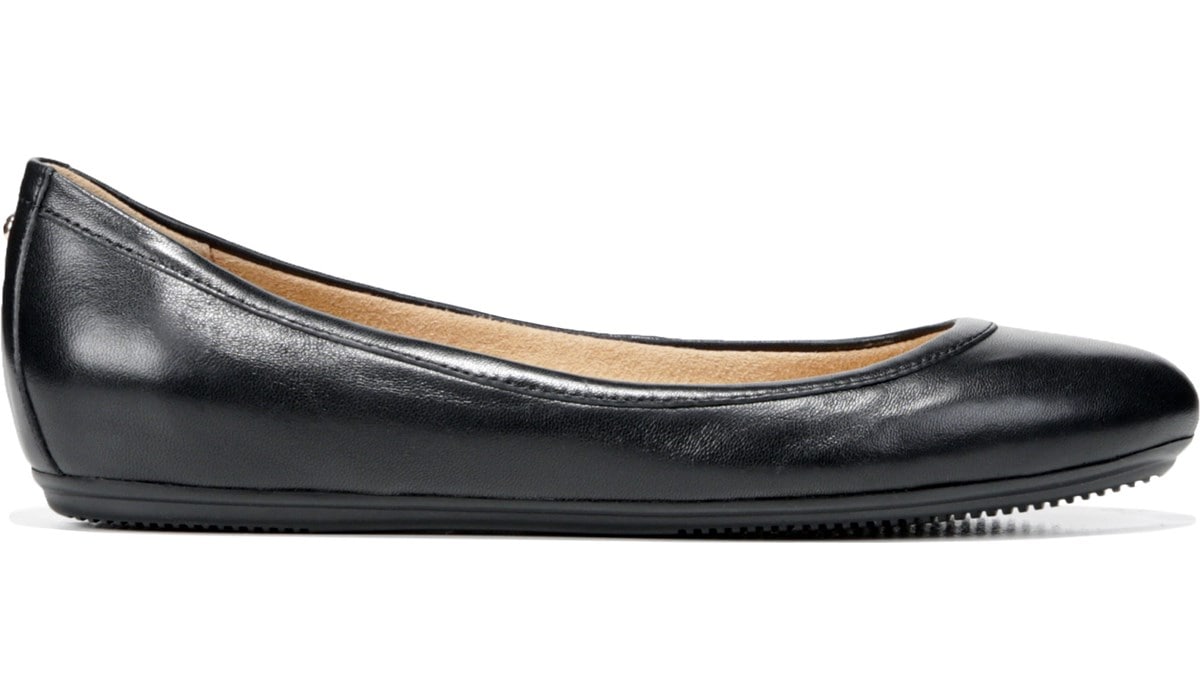 naturalizer brittany leather ballet flats