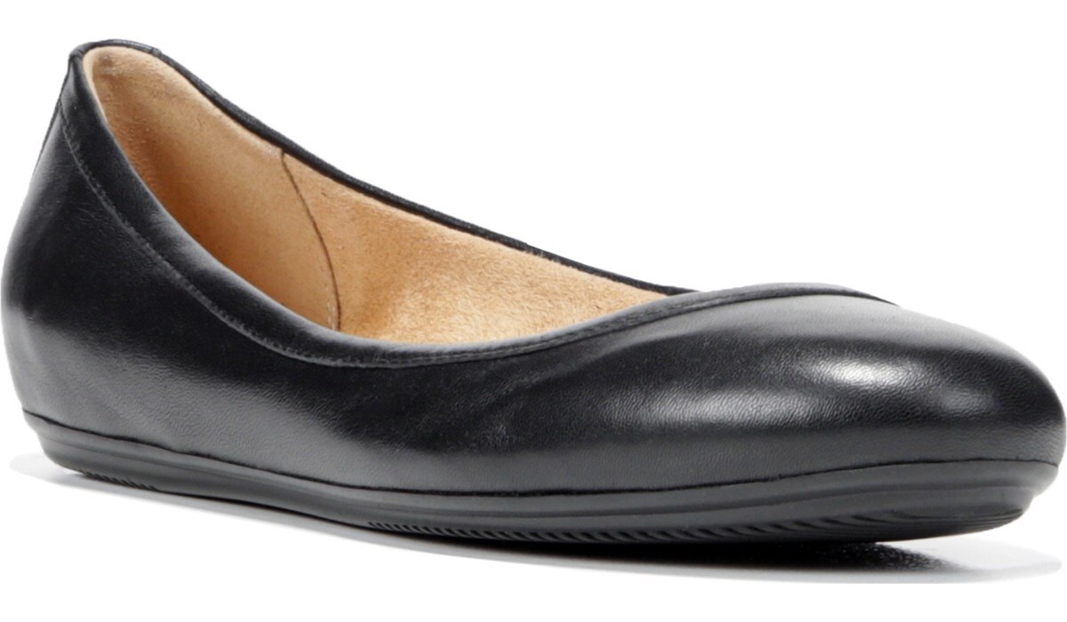 naturalizer brittany flats black