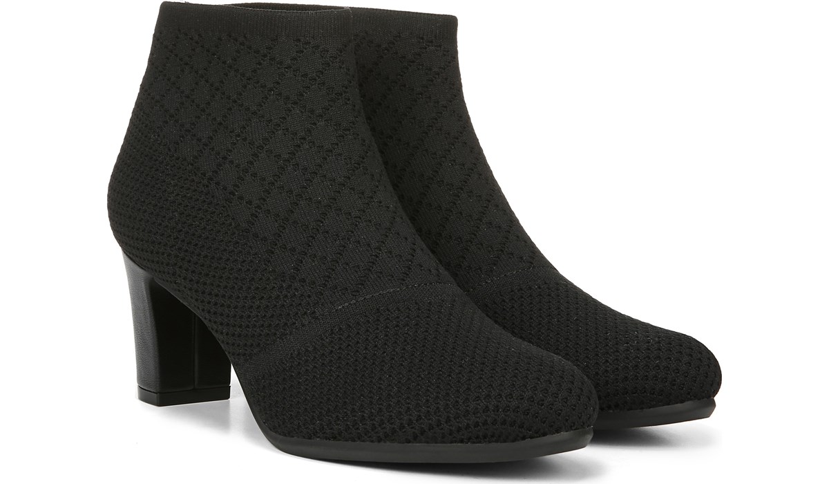 lifestride gray boots