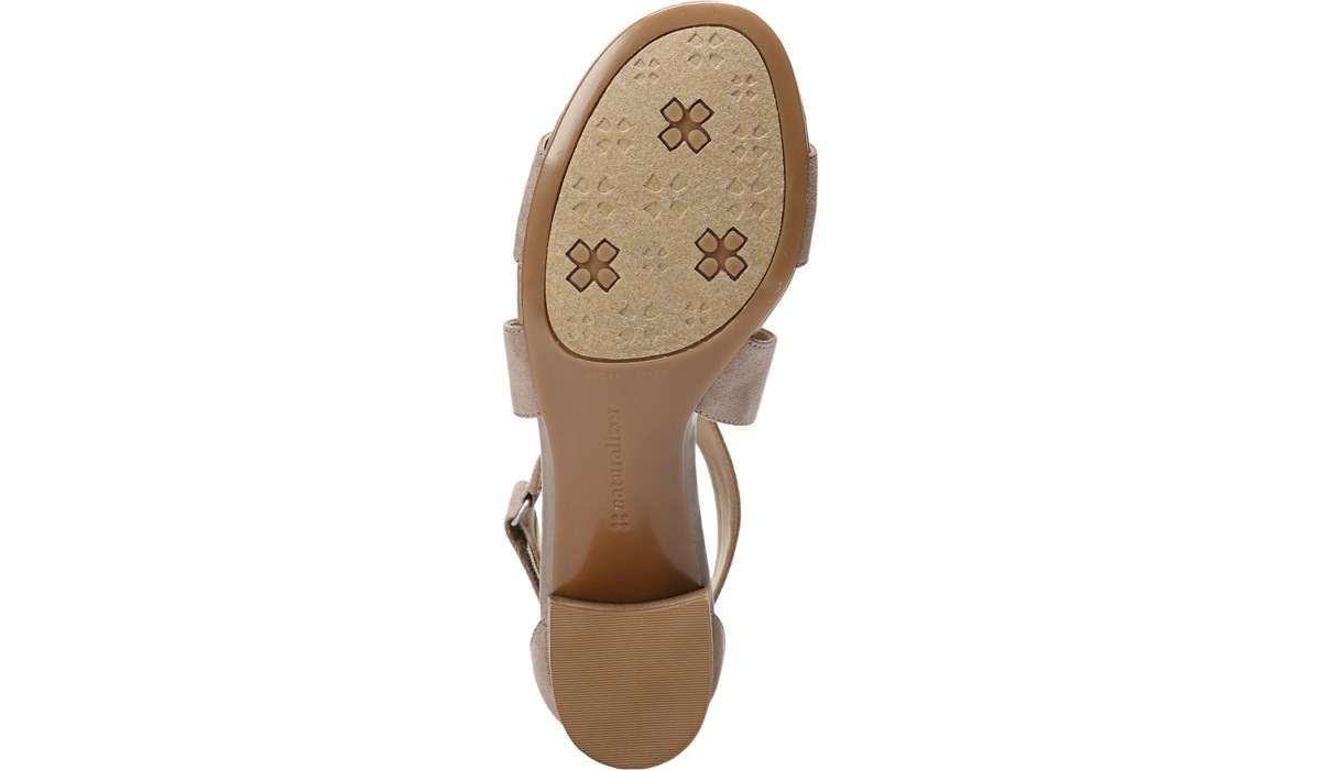 naturalizer adele sandal wide