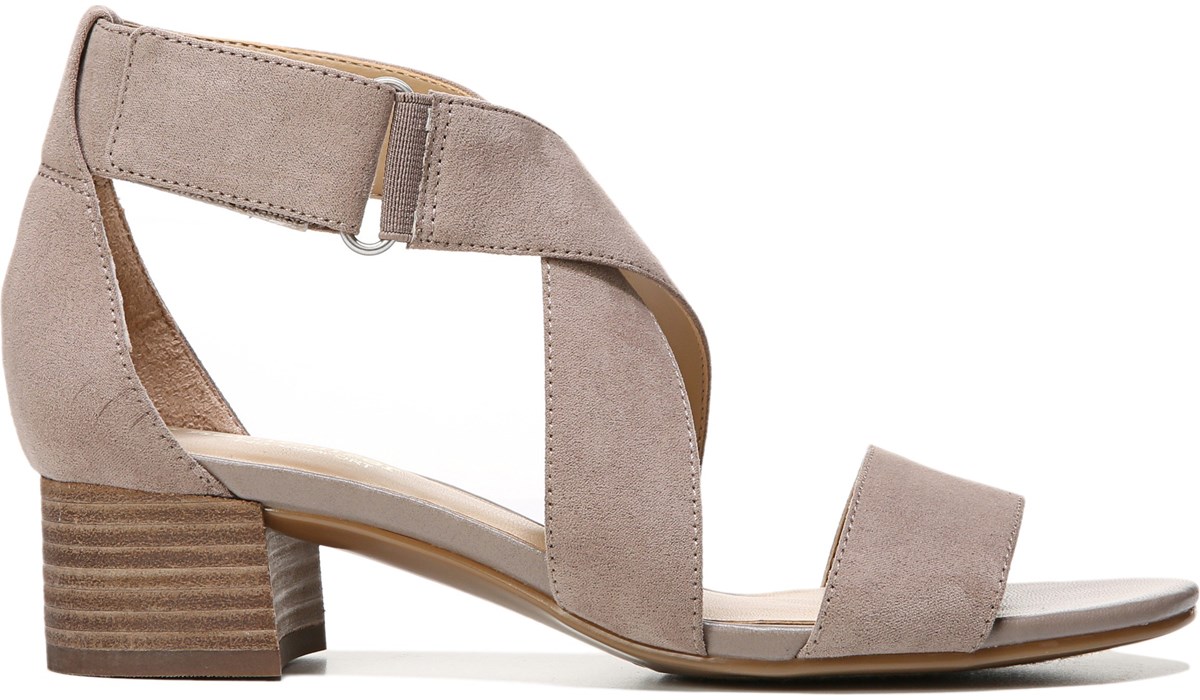 naturalizer adele block heel