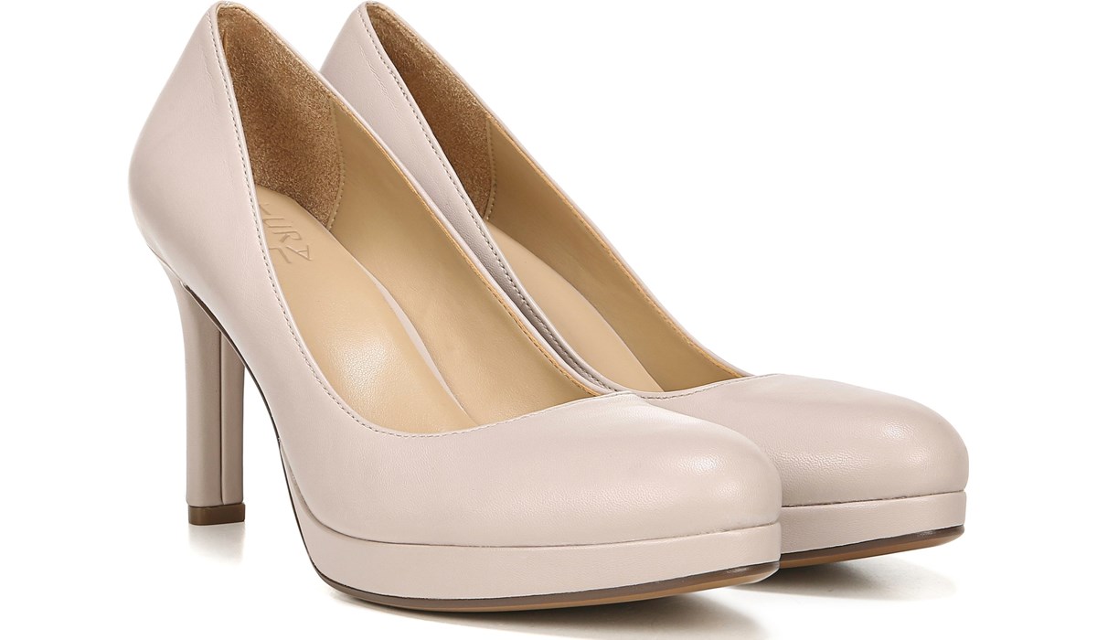 naturalizer shoes heels