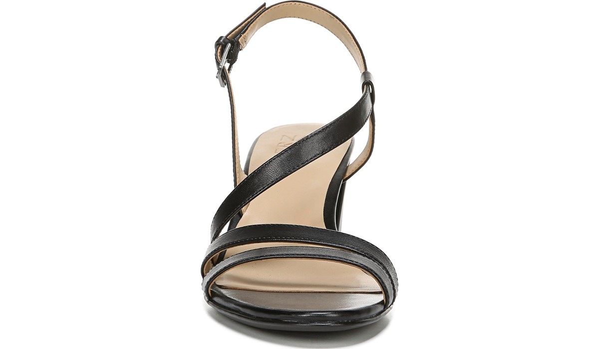 naturalizer vanessa sandal