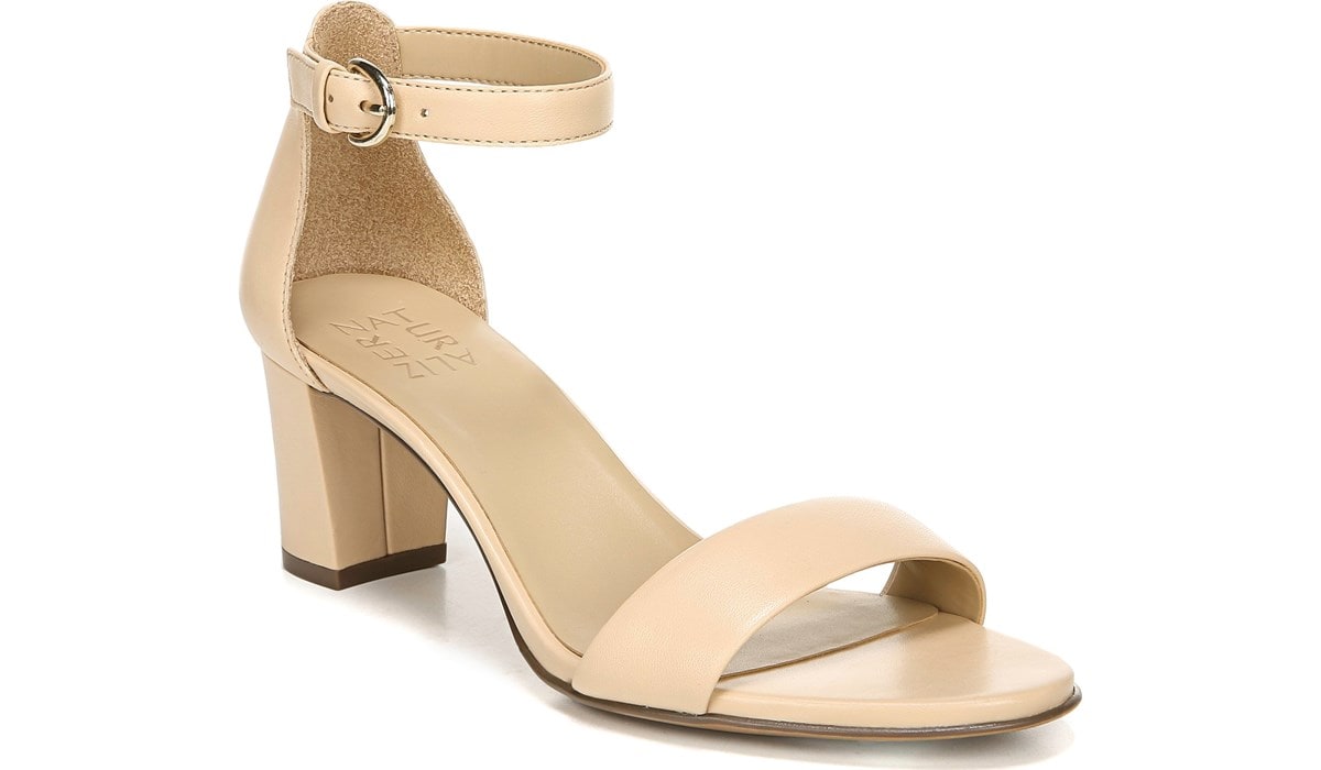 naturalizer nude shoes