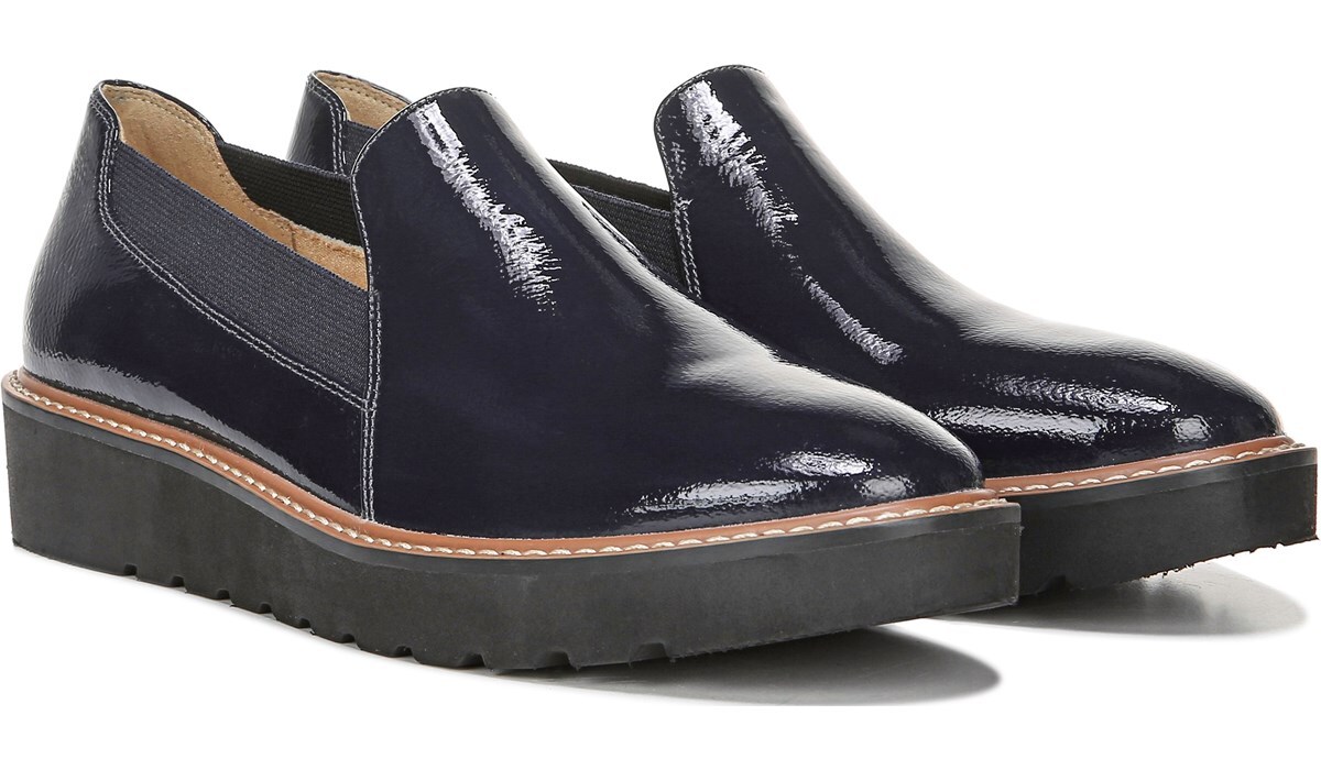 naturalizer patent leather shoes