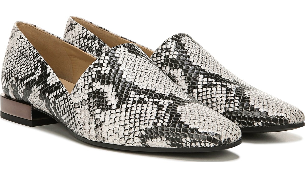 naturalizer dressy flats