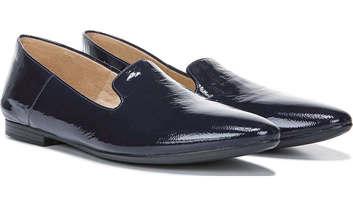 naturalizer patent leather shoes