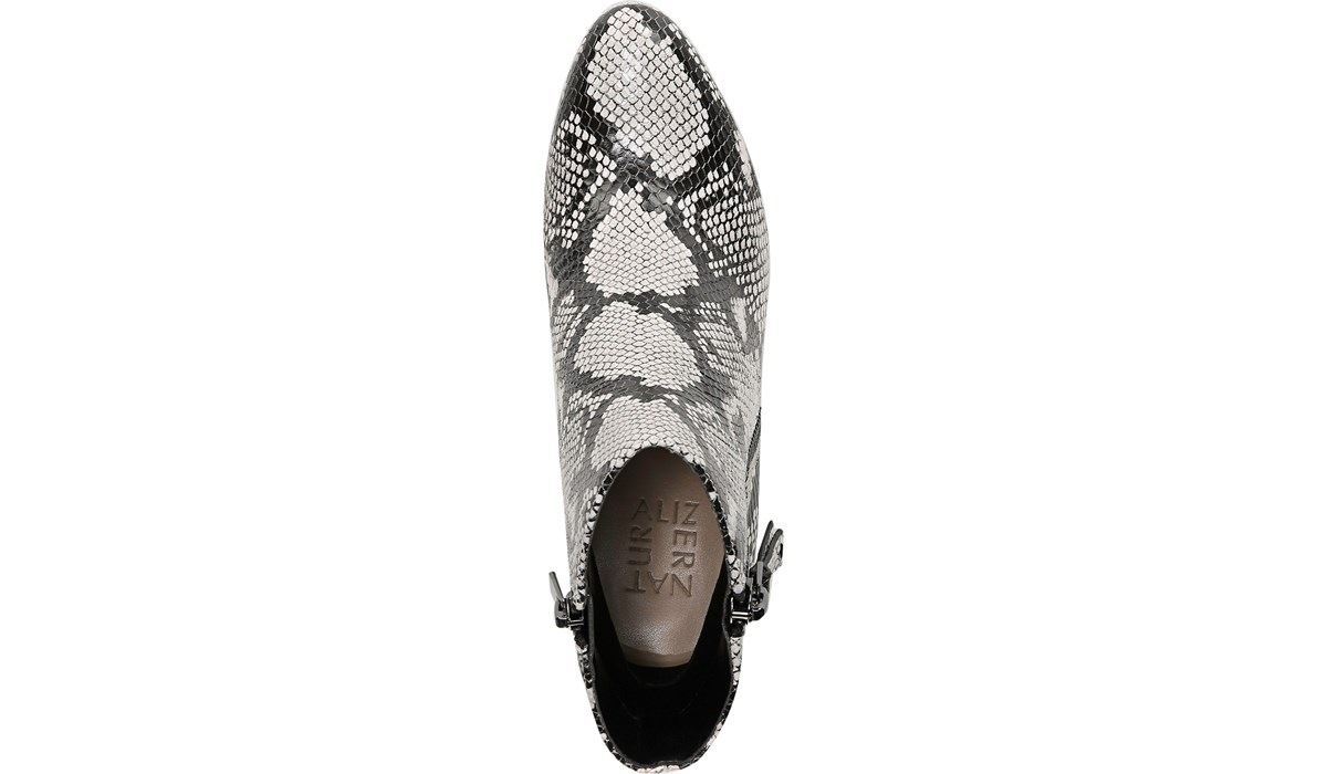 naturalizer tiana platform boot