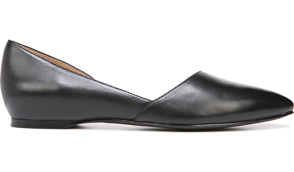 naturalizer tamara flat black