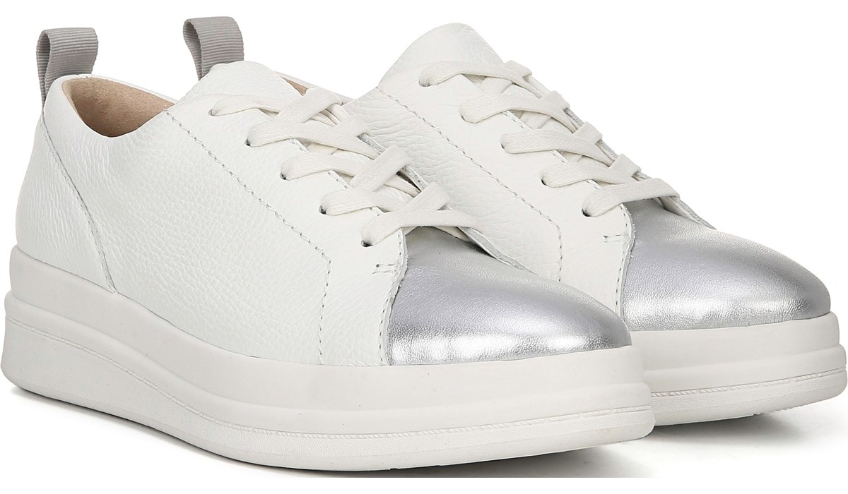 naturalizer leather sneakers