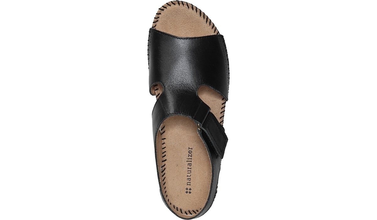 naturalizer scout shoes