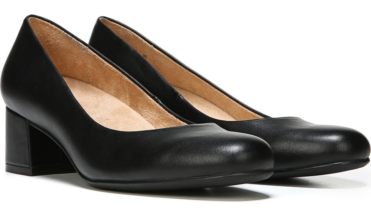 naturalizer block heel