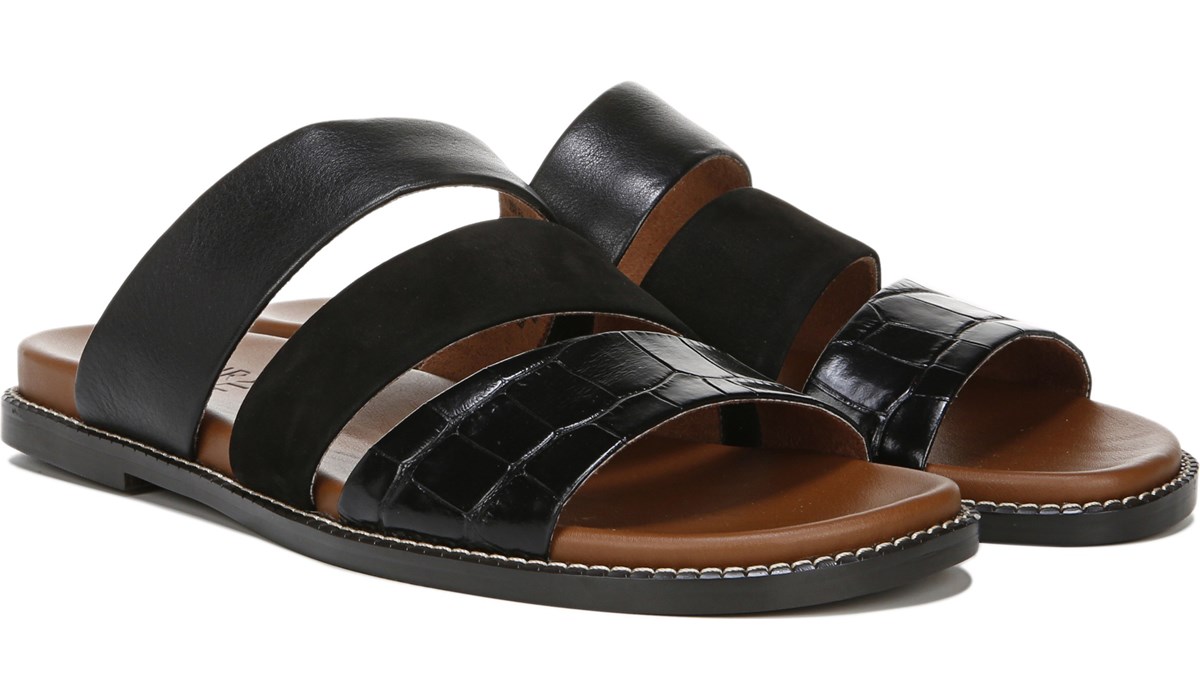 naturalizer slip on sandals