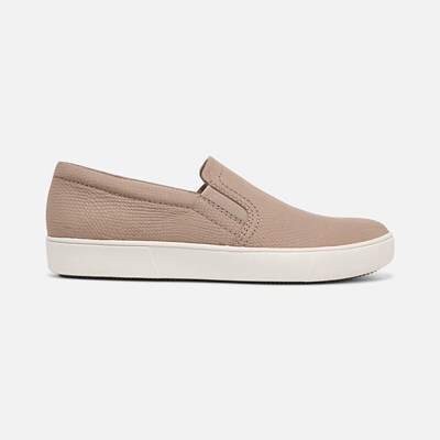 naturalizer marianne slip on sneakers