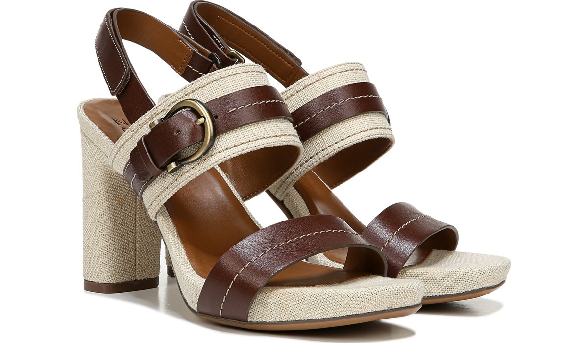 naturalizer beige sandals