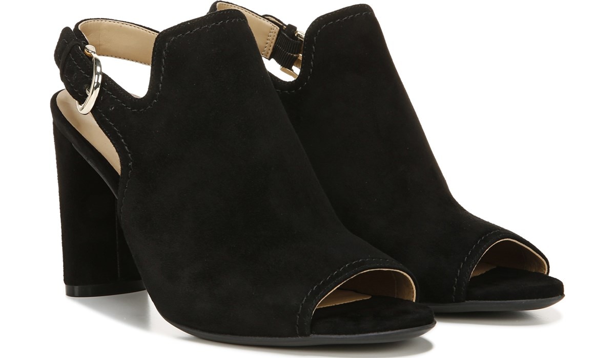 naturalizer suede shoes