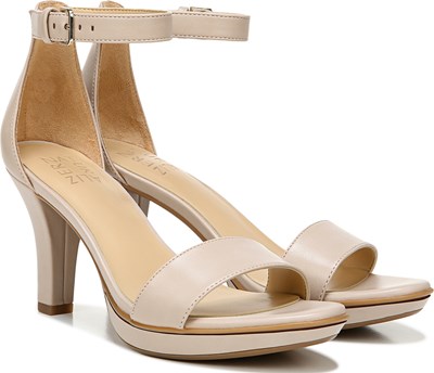 naturalizer dawson sandal