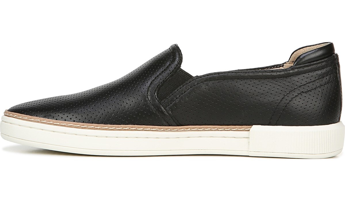 naturalizer jade leather slip on sneakers