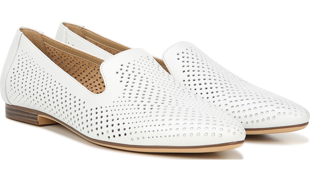 naturalizer white flats