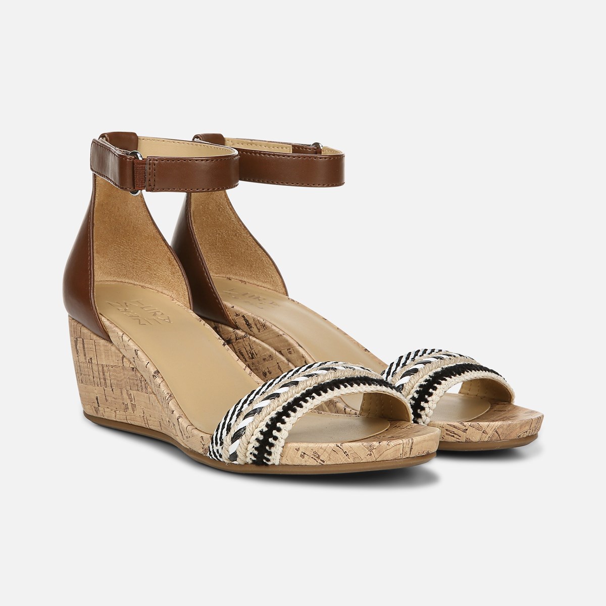 naturalizer beige sandals