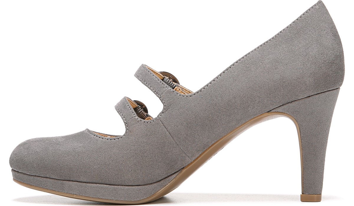 naturalizer prudence