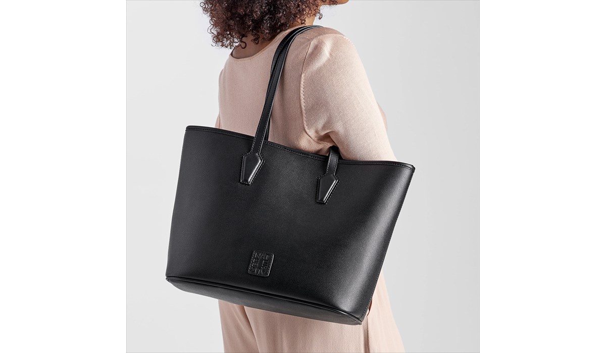 naturalizer bags
