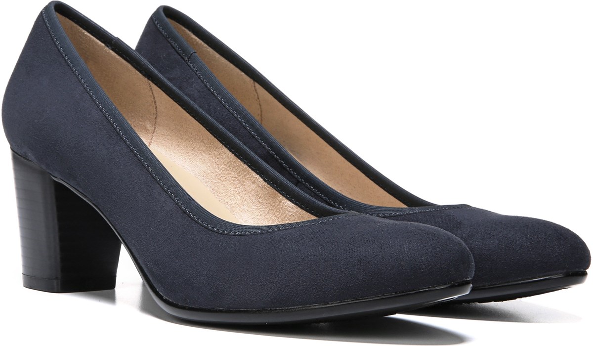 naturalizer navy shoes