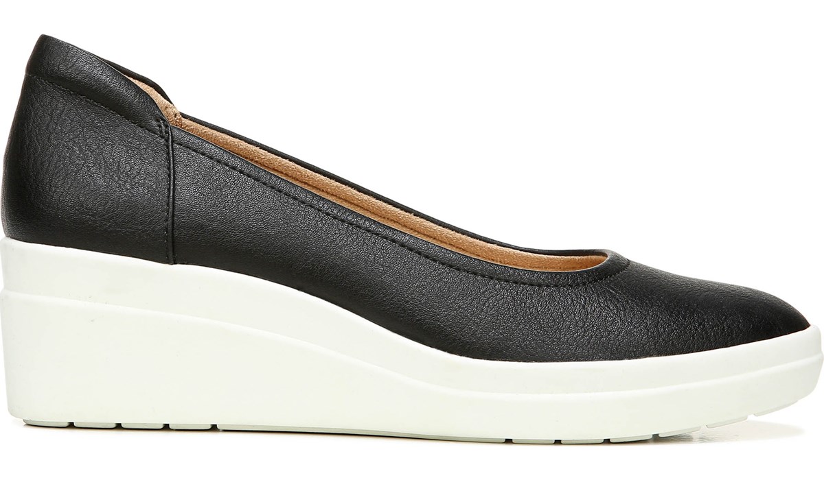 naturalizer sam wedge sneaker
