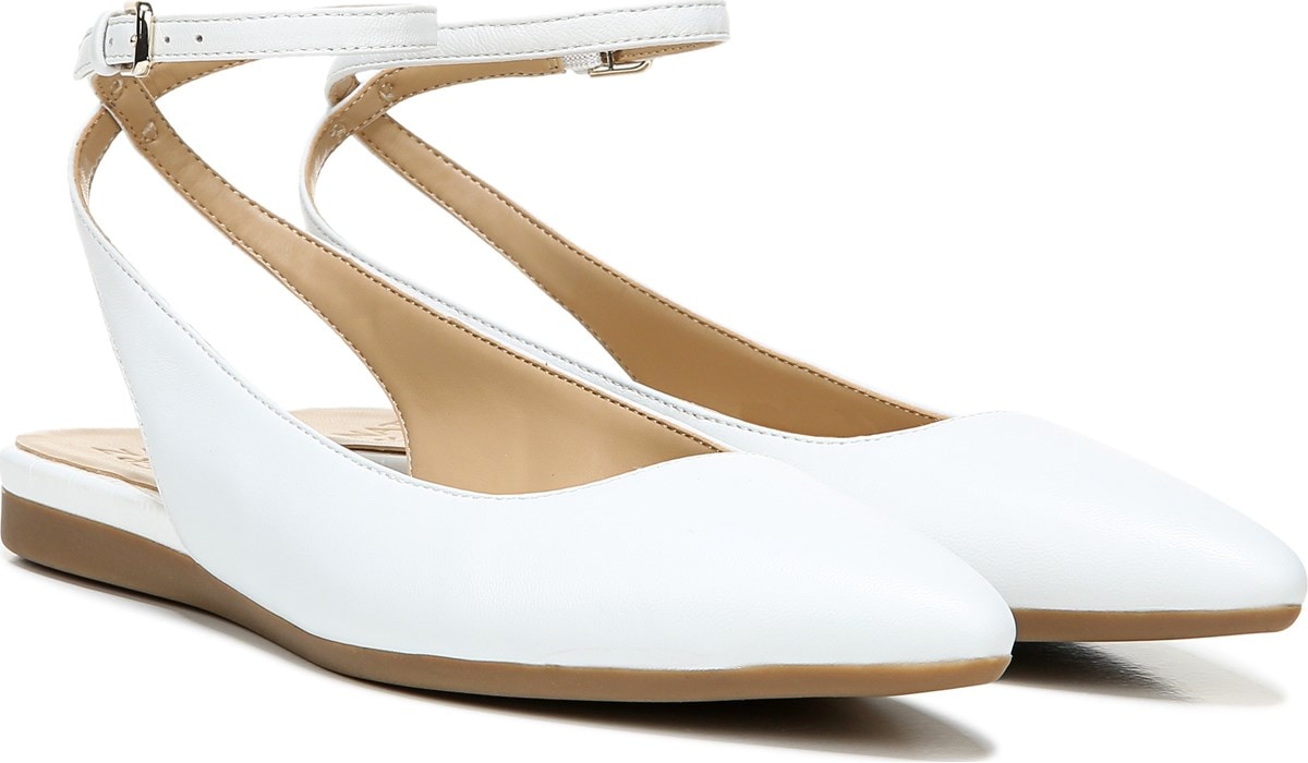 white naturalizer pumps