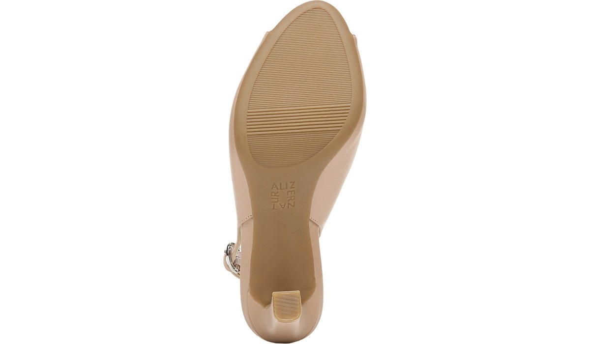 naturalizer grace sandal