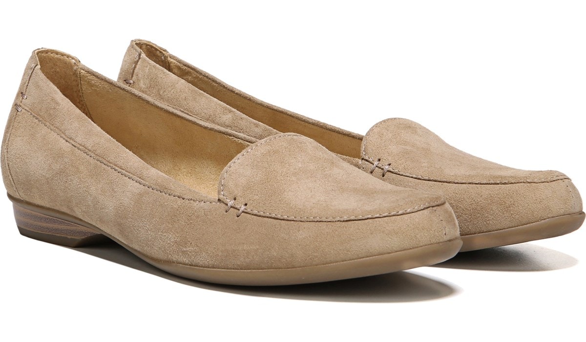 Naturalizer Saban in Oatmeal Suede 